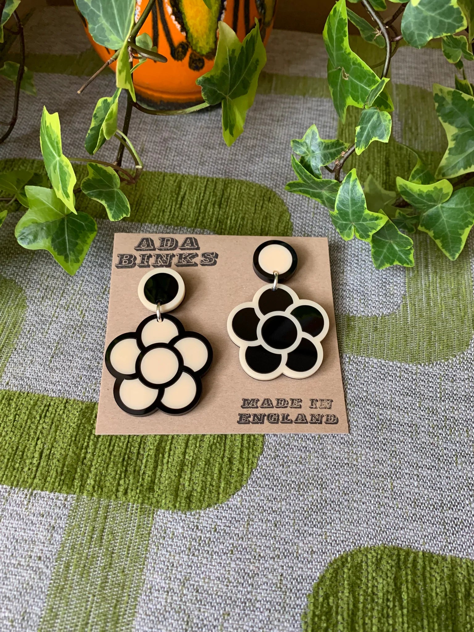 Gloria Dangle Earrings